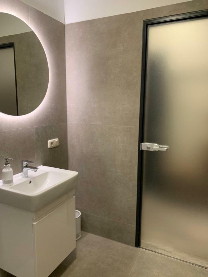Haus 8 Hotel Lübeck Eksteriør billede